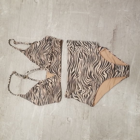 💕L*SPACE💕 Animal Instinct Bikini Set Medium NWT - Picture 9 of 12